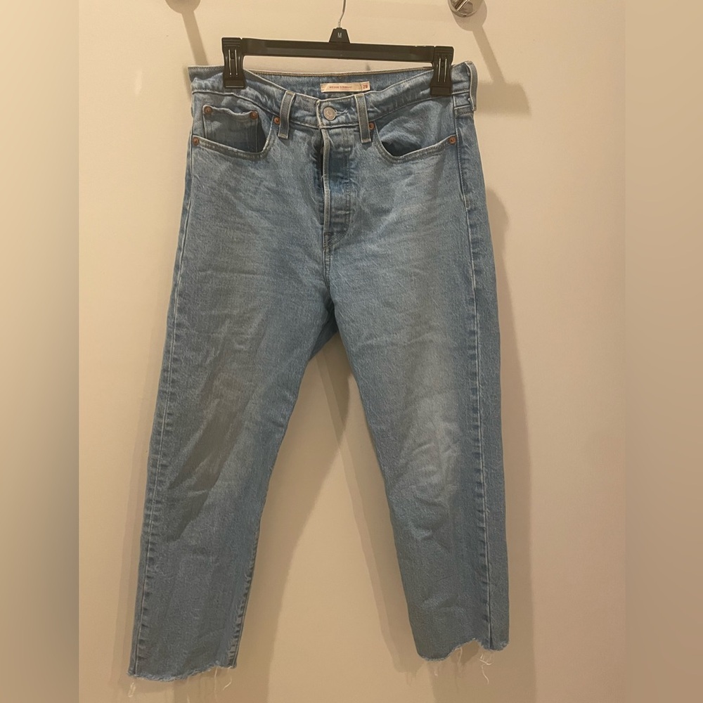 Levi’s Ribcage Jeans, light wash + raw hem